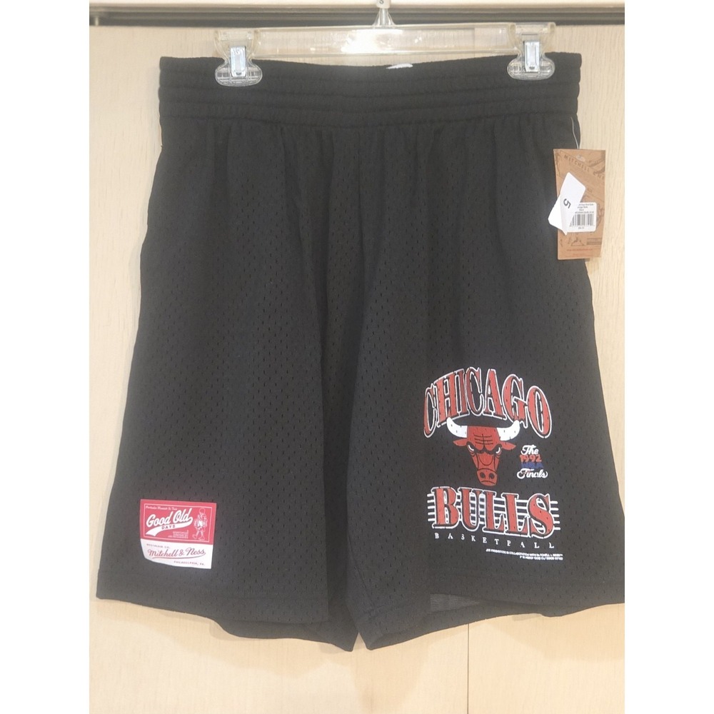Mitchell & Ness x Joe Freshgoods‎ Chicago Bulls Good Old Days Mesh Shorts...
